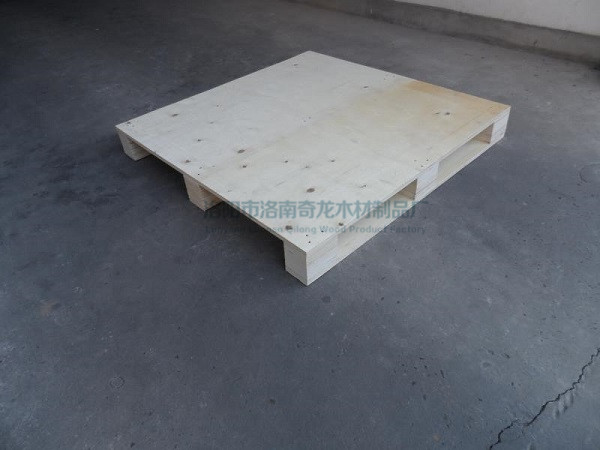 常用的木箱、木托盤有哪些特點