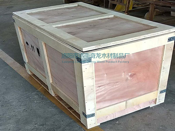 木箱與紙箱包裝的優缺點比較