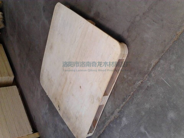 如何選擇合適的出口木托盤以確保貨物安全？